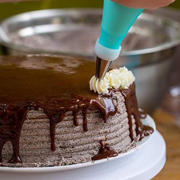CakeMaster - Bake Beautiful And Professional Cakes (Set Of 12)